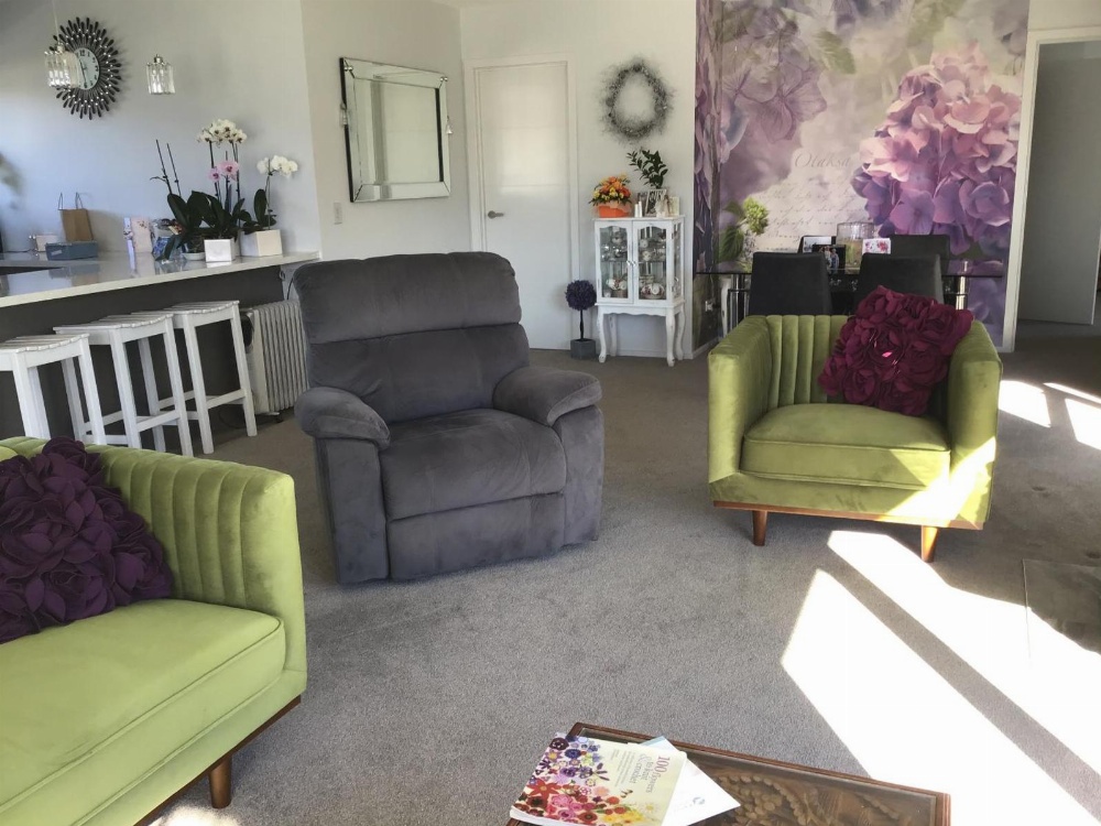 Sabai sabai 27 Main image